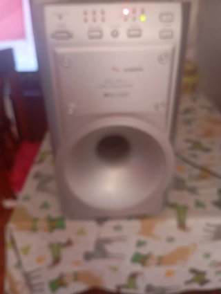 Amplificador de Sonido Plateado