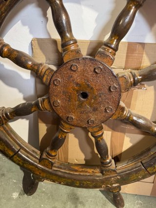 Timón de Velero Antiguo Restaurado