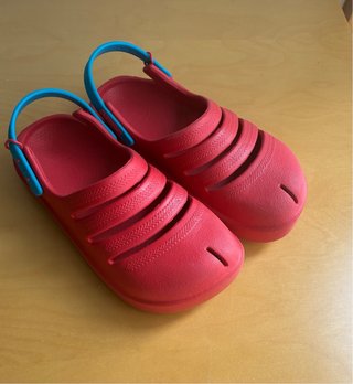 Sandália Havaiana, nova, sem etiqueta, T 31-32