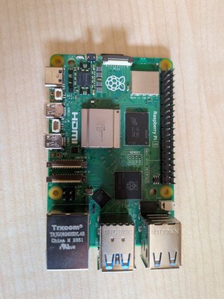 Lote Raspberry Pi 5 8GB, 4 (8GB y 4GB), 3B
