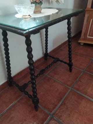 Mesita auxiliar antigua madera y cristal