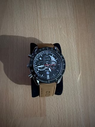 Reloj Benyar con Correa de Piel