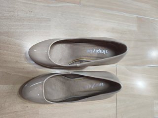 Zapatos de tacón Simply Be beige