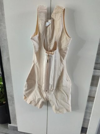 Faja reductora beige talla XL