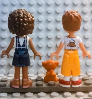 Lote de 2 Minifiguras y Figura de Animal