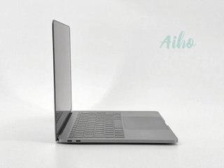 MacBook Pro 13" (2017) Intel Core i7 2.5GHz 2 núcleos - SSD 512Gb - 16GB RAM - Gris Espacial