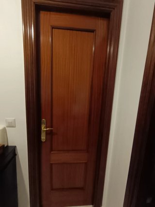 4 Puerta de interior de madera para restaurar