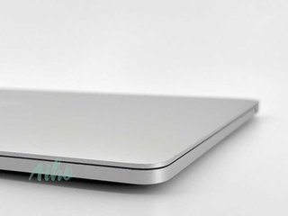 MacBook Pro 13" (2017) Intel Core i7 2.5GHz 2 núcleos - SSD 256Gb - 16GB RAM - Plata