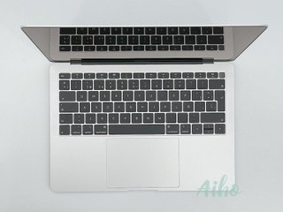 MacBook Air 13" (2020) Intel Core i3 1.1GHz 2 núcleos -SSD 256gb - 8GB RAM - Plata
