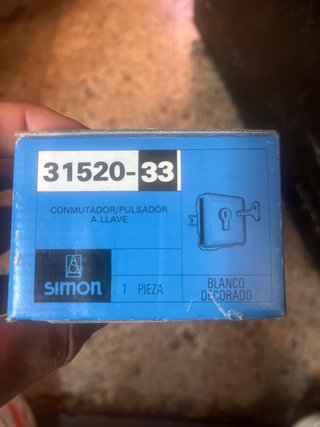 Conmutador/Pulsador a Llave Simon 31520-33