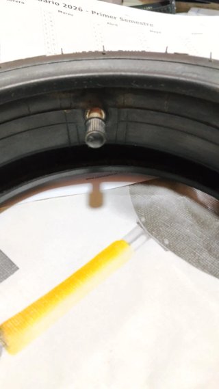Neumático y cámara para patinete Xiaomi