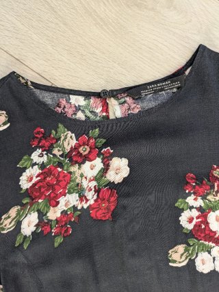 Zara Talla S - Vestido floral manga francesa
