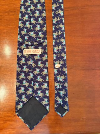 Corbata Loewe con estampado de caballos