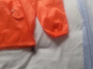 Chubasquero con capucha Naranja