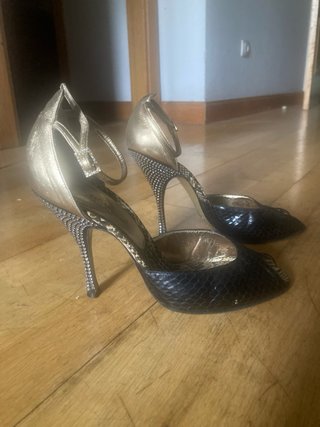 Zapatos tacón Dolce&Gabbana negros y dorados
