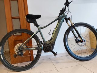 E-Bike Giant Fathom E+ Precio innegociable.