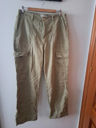Pantalón cargo verde militar