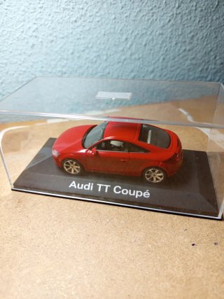 Audi TT Coupé. 1/43.