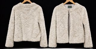 Chaqueta de pelito
