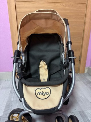 Carrito de muñecas miyo