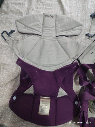 Mochila Portabebés Stokke Morada