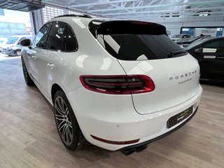 Porsche Macan Turbo Performance