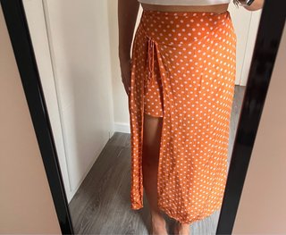 Falda Mango lunares naranja Talla XS