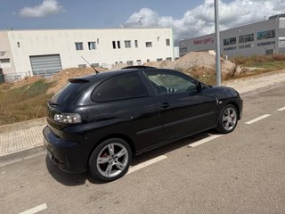 SEAT Ibiza fr 6l 2004