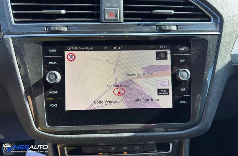 Volkswagen Tiguan 2018, foto 13