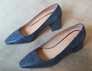Zapatos tacón Geox azules ante