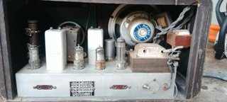 Radio CLARION ORIGINAL Marrón