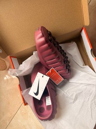 Nike Mind 001