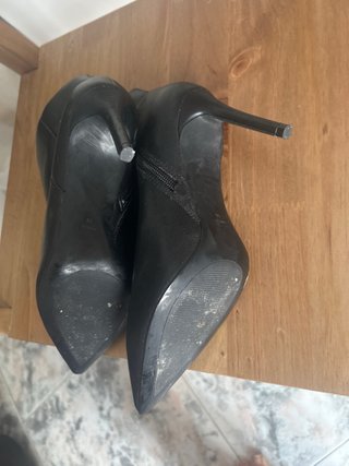Botines Negros de Piel