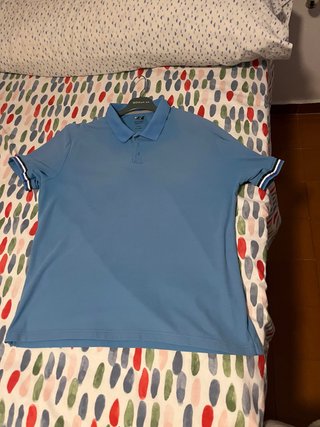 Polo helly hansen. compra mas de uno hago oferta