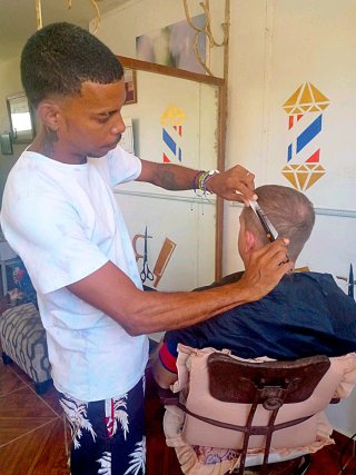 BARBERÍA A DOMICILIO EN ELCHE