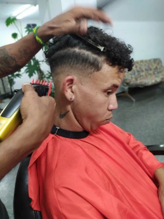 BARBERÍA A DOMICILIO EN ELCHE