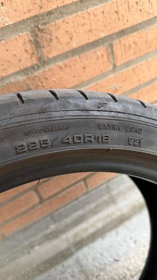 Neumático Goodyear Eagle F1 225/40/18 92Y