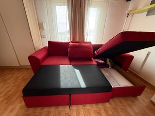 Sofá Cama Chaise Longue Rojo con Arcón