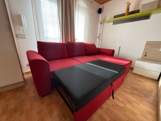 Sofá Cama Chaise Longue Rojo con Arcón