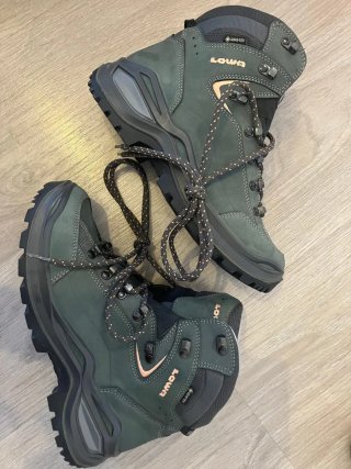 Botas de montaña Lowa Renegade GTX MID