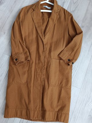 Abrigo tipo gabardina Zara marrón Talla M