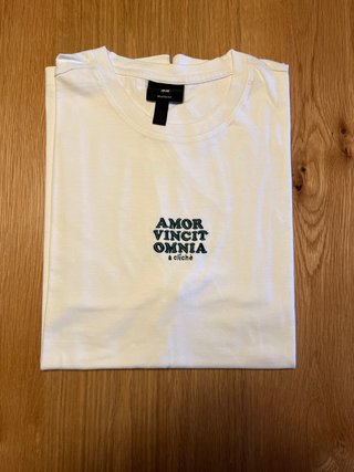 Camiseta H&M Blanca con Bordado Talla M