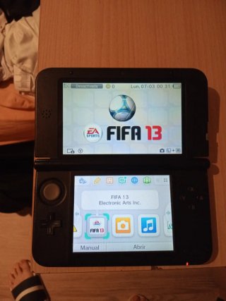 Nintendo 3DS XL + juego FIFA 13
