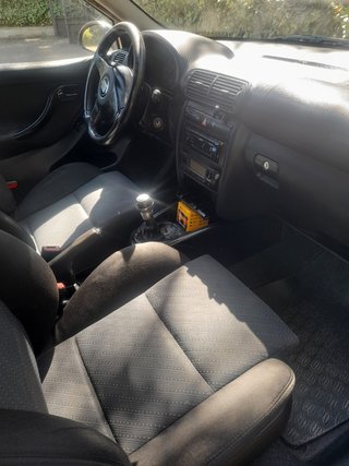 SEAT Leon 2004