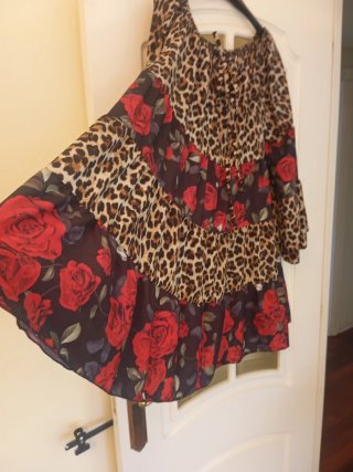 Oferta Blusón o vestido corto en leopardo y flores