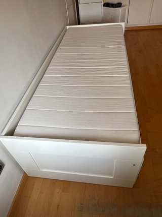 Estructura cama Ikea Briemnes + 2 colchones