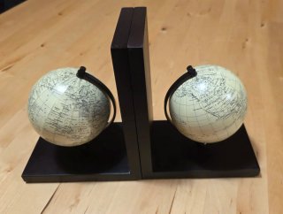 Set di 2 Fermalibri a Mappamondo