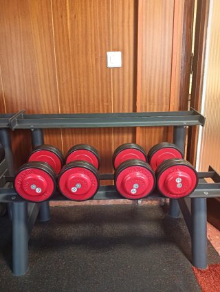 Rack Mancuernas con 4 Pesas y mancuernero Panatta
