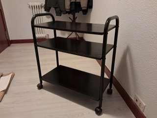 Mesa Auxiliar con Ruedas Negra