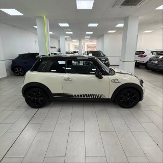 MINI Cooper 2013